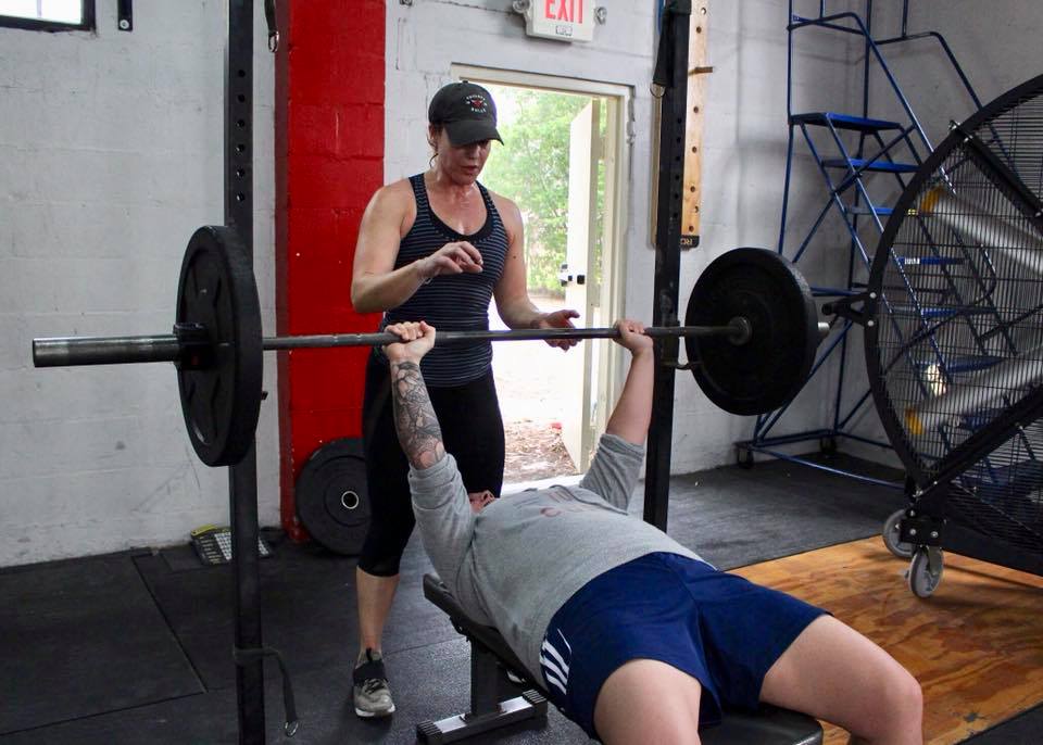 Common Bench Press Mistakes (And How to Fix Them) CrossFit 9